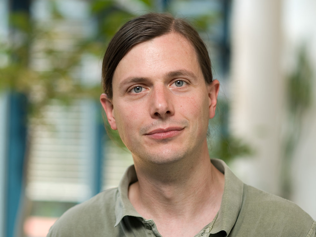 Dr. Tobias Köllner